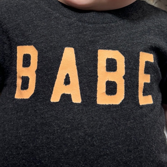 Charcoal Gray Short Sleeve Babe T-Shirt - Picture 6 of 7